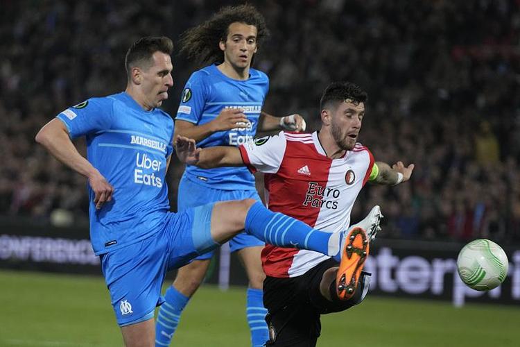 并不容易 并不容易