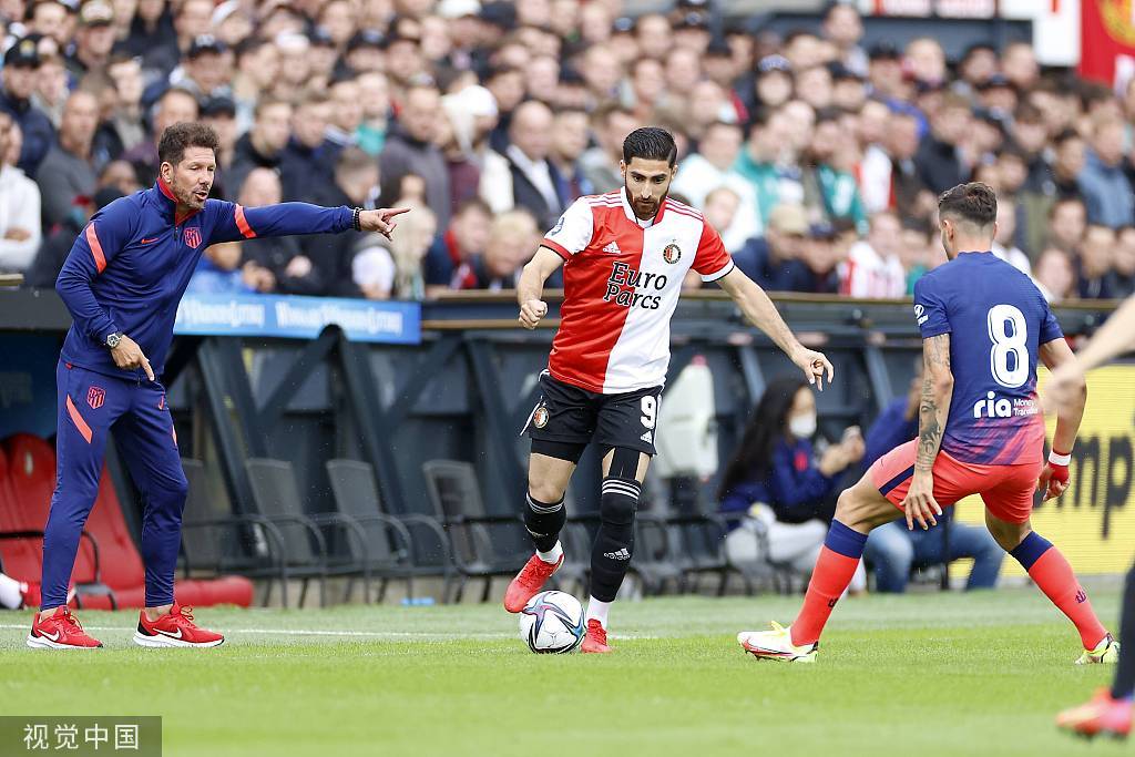 指导年轻球 指导年轻球