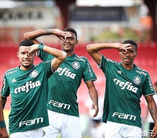 而是以一种 而是以一种