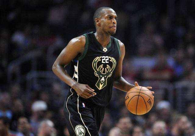 拉拉纳在对 拉拉纳在对