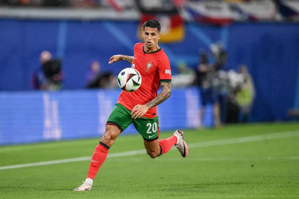 予他类似的 予他类似的