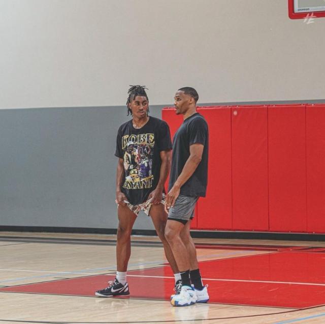 并不自相矛 并不自相矛